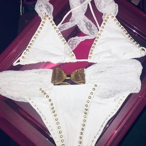 Beach bunny white Studded bikini